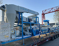 茂恒機(jī)械：5XFZ-40SM型復(fù)式精選機(jī)系列裝車發(fā)貨！！